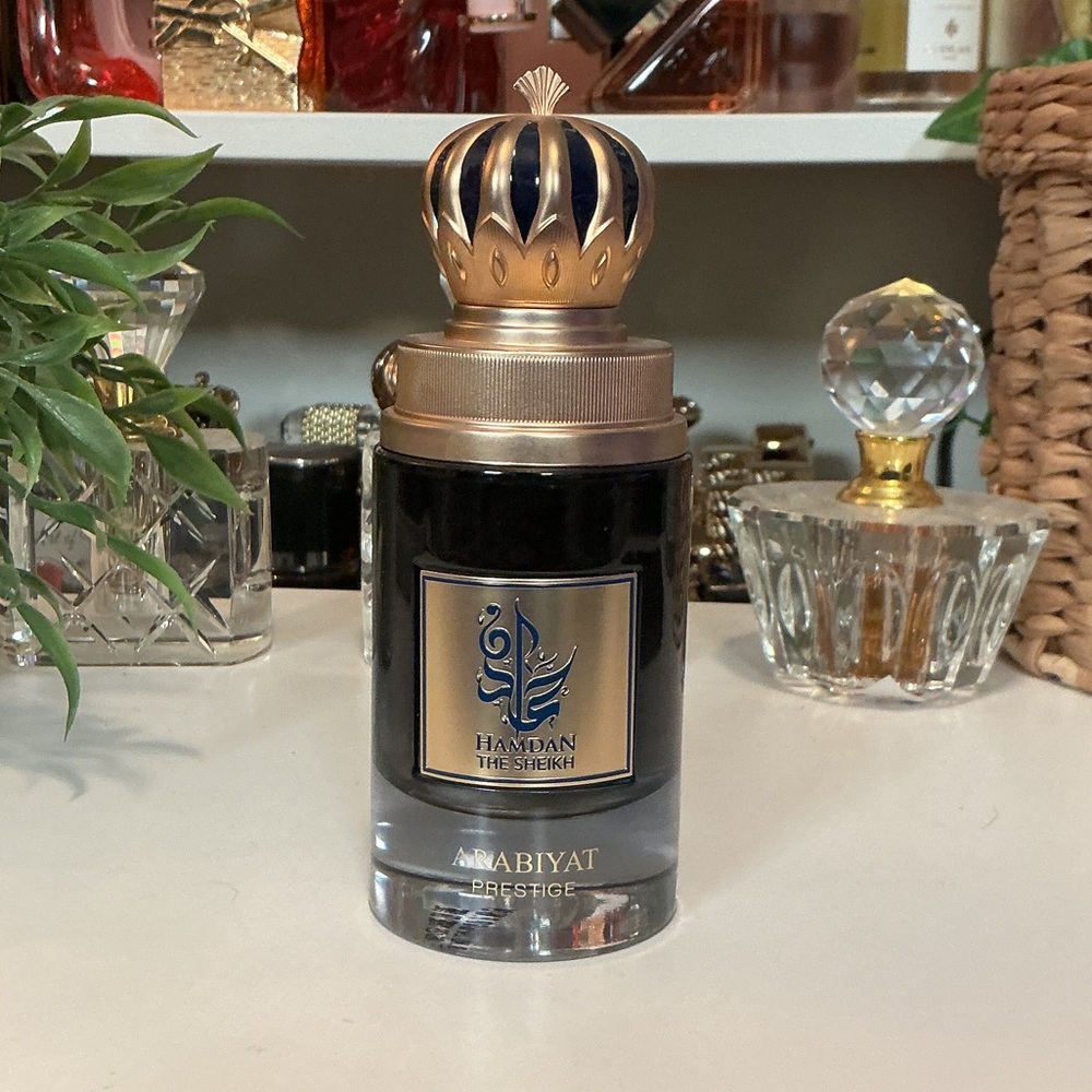 Hamdan The Sheikh Arabiyat Prestige Black & Gold Perfume Bottle